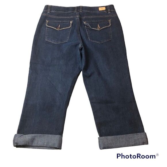 BANDOLINO BOHEME CAPRI JEANS WOMEN'S SIZE 8 STRETCH CUFFED HEM DARK WASH - Picture 2 of 11